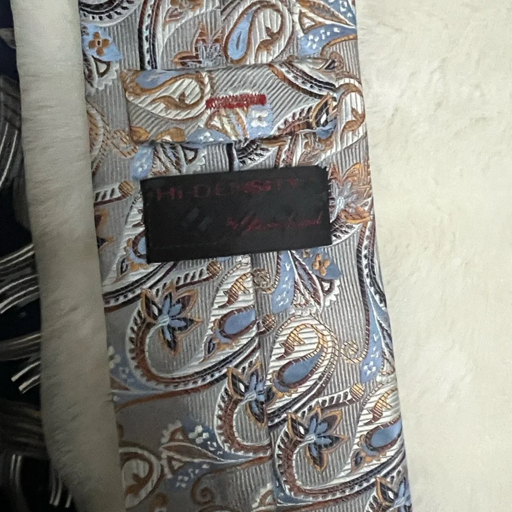 Elegant bundle of 8 Patterned SILYTies Collection